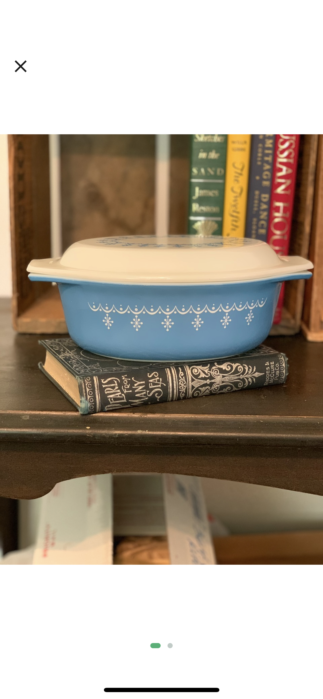 Pyrex Snowflake Garland 043 Casserole with 943C Milk Glass pattern lid