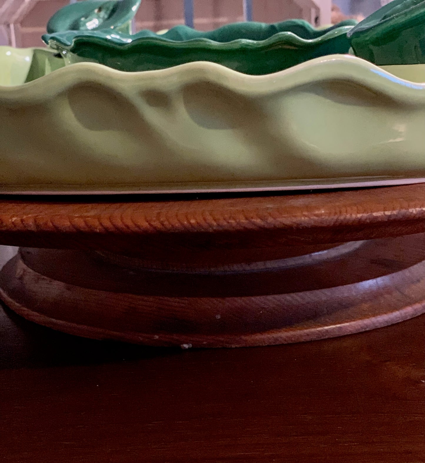 California Pottery 8 piece Lazy Susan cabbage & Calla Lillies dishes on wood spinner (OTTV 1572)