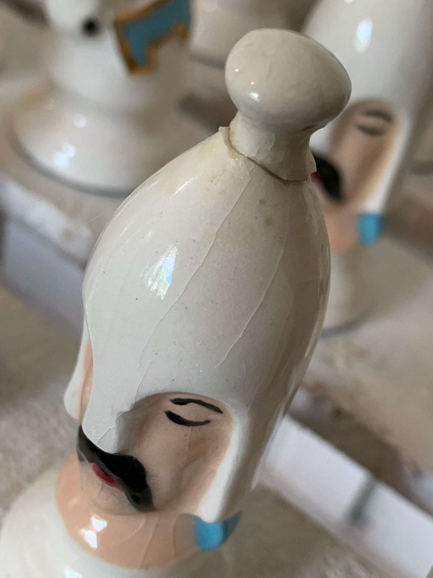Duncan Mold Hand Painted Medieval Ceramic Chess pieces Gold detail (OTTV 2840) priced individually based condition of each piece