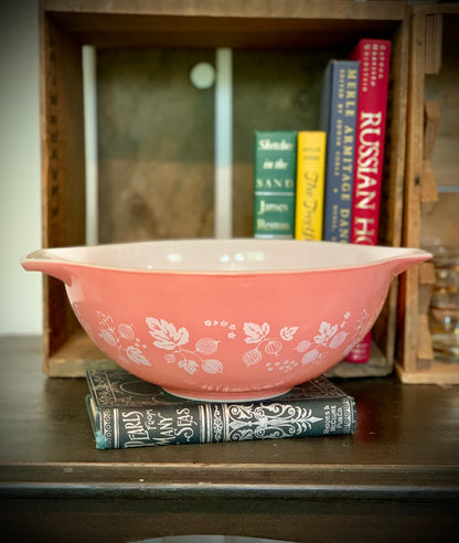 Pyrex Pink Gooseberry 444 Cinderella