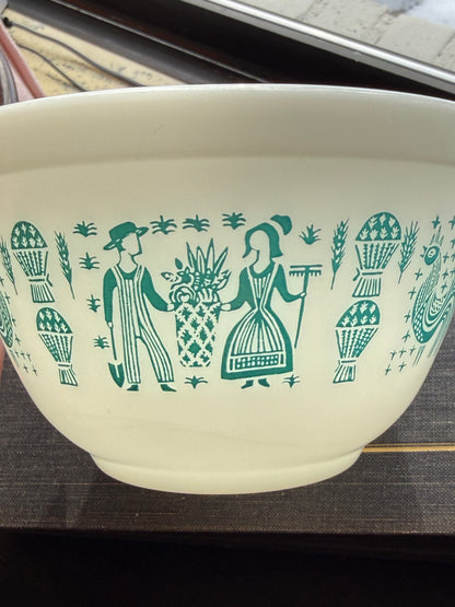 RESERVED: gayla.mcmahen Pyrex