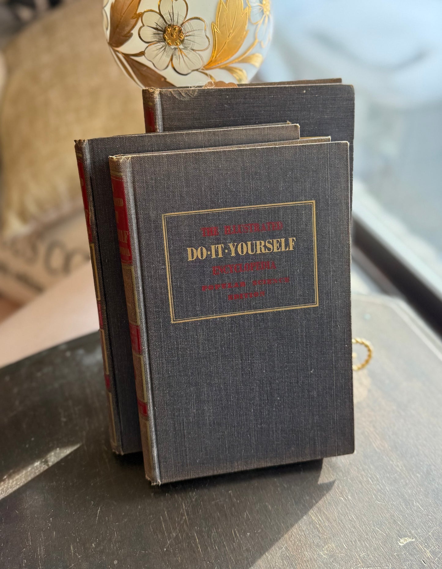 The Illustrated Do-It-Yourself Encyclopedia Popular Science Edition Books - Multiple volumes Available