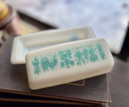 Butterprint Butterdish Pyrex