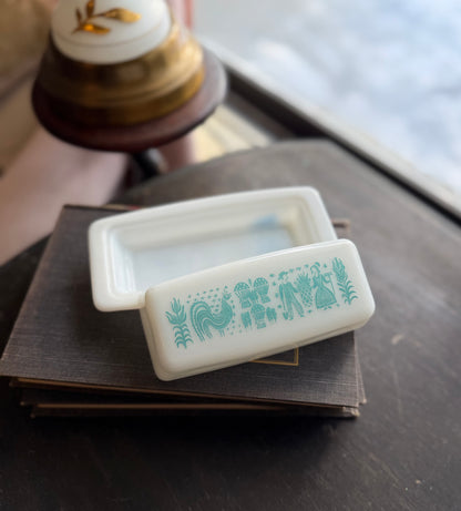 Butterprint Butterdish Pyrex