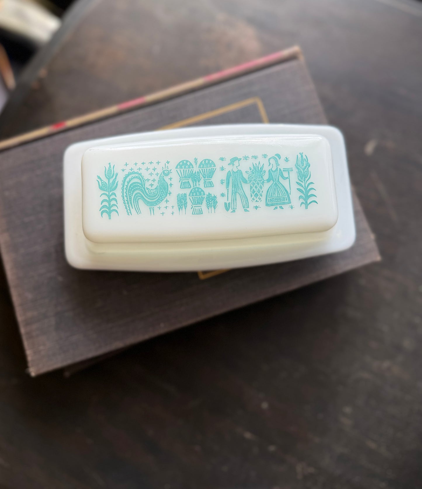 Butterprint Butterdish Pyrex