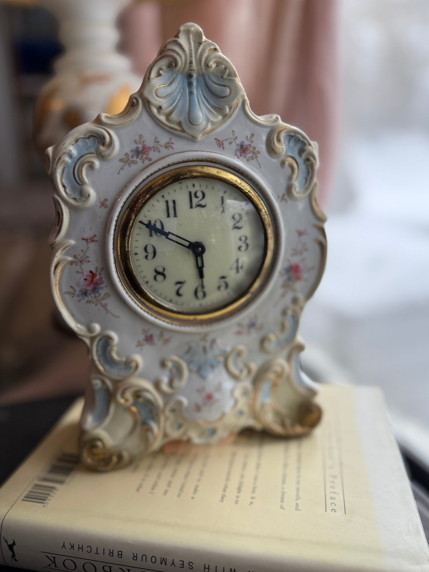 Antique Uranium face Windup Porcelain clock (untested, no key)