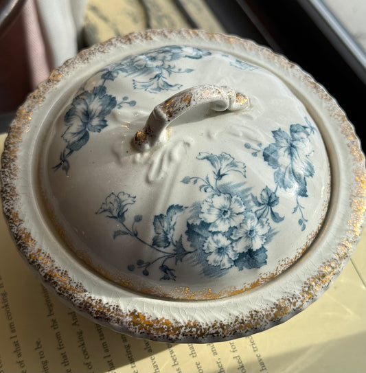 Antique Primula covered soap dish by Dunn Bennett & Co