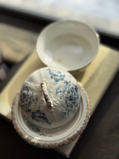 Antique Primula covered soap dish by Dunn Bennett & Co