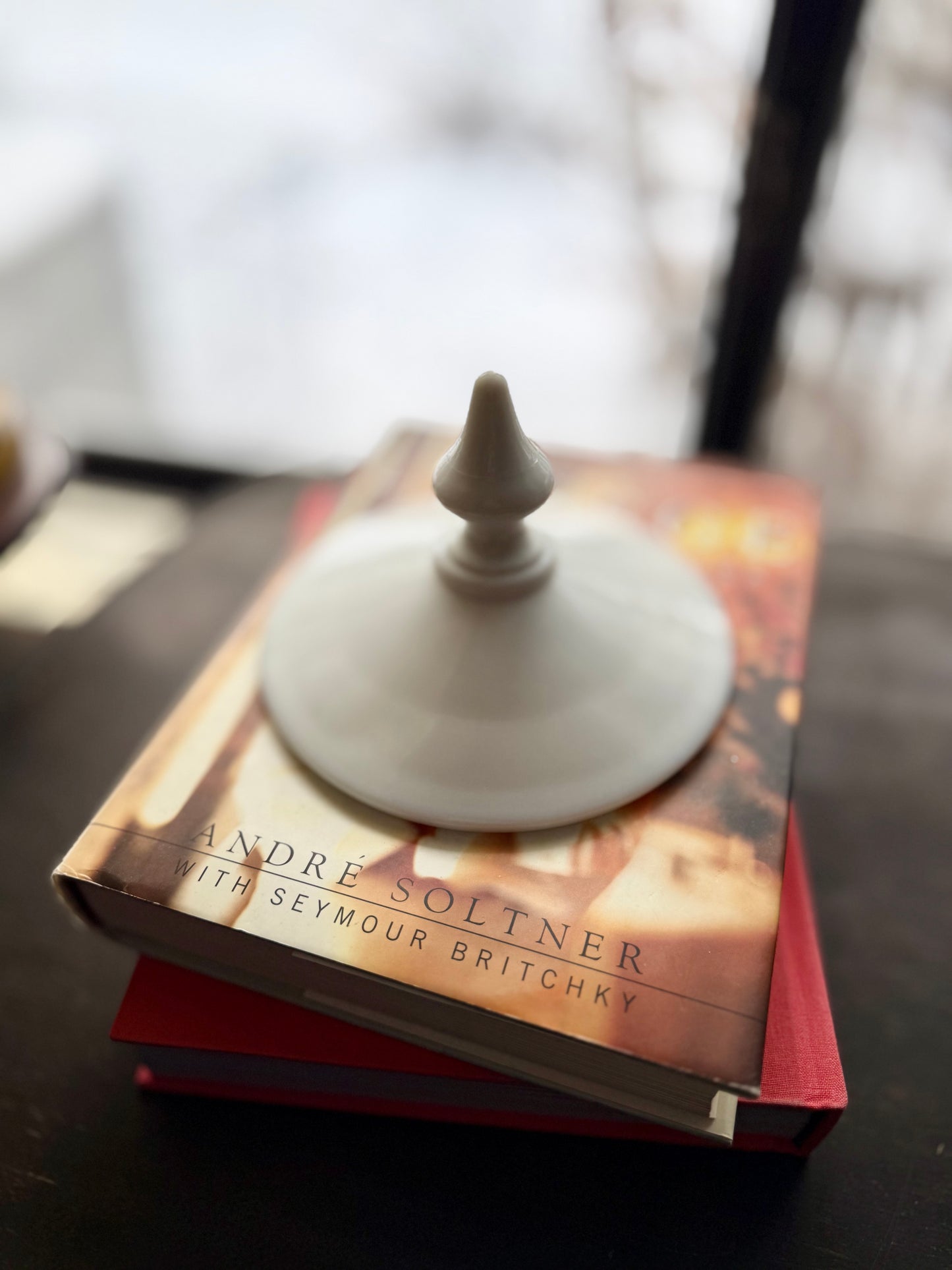 Fenton Silver Crest lidded large pedestal candy dish with pointed finial 10"