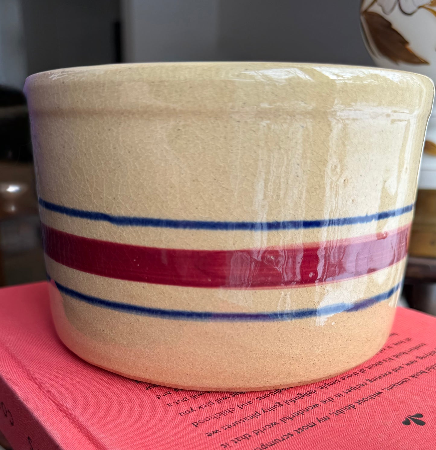 RRP Co Red & Blue stripes on Tan Robinson-Ransbottom Crock Roseville USA 4"x5.5"