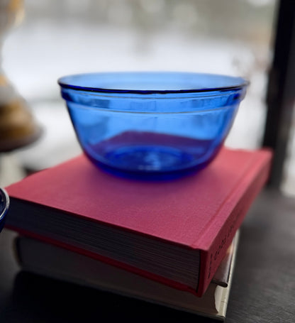 Anchor Hocking Cobalt Blue nesting mixing bowl set 3 bowls