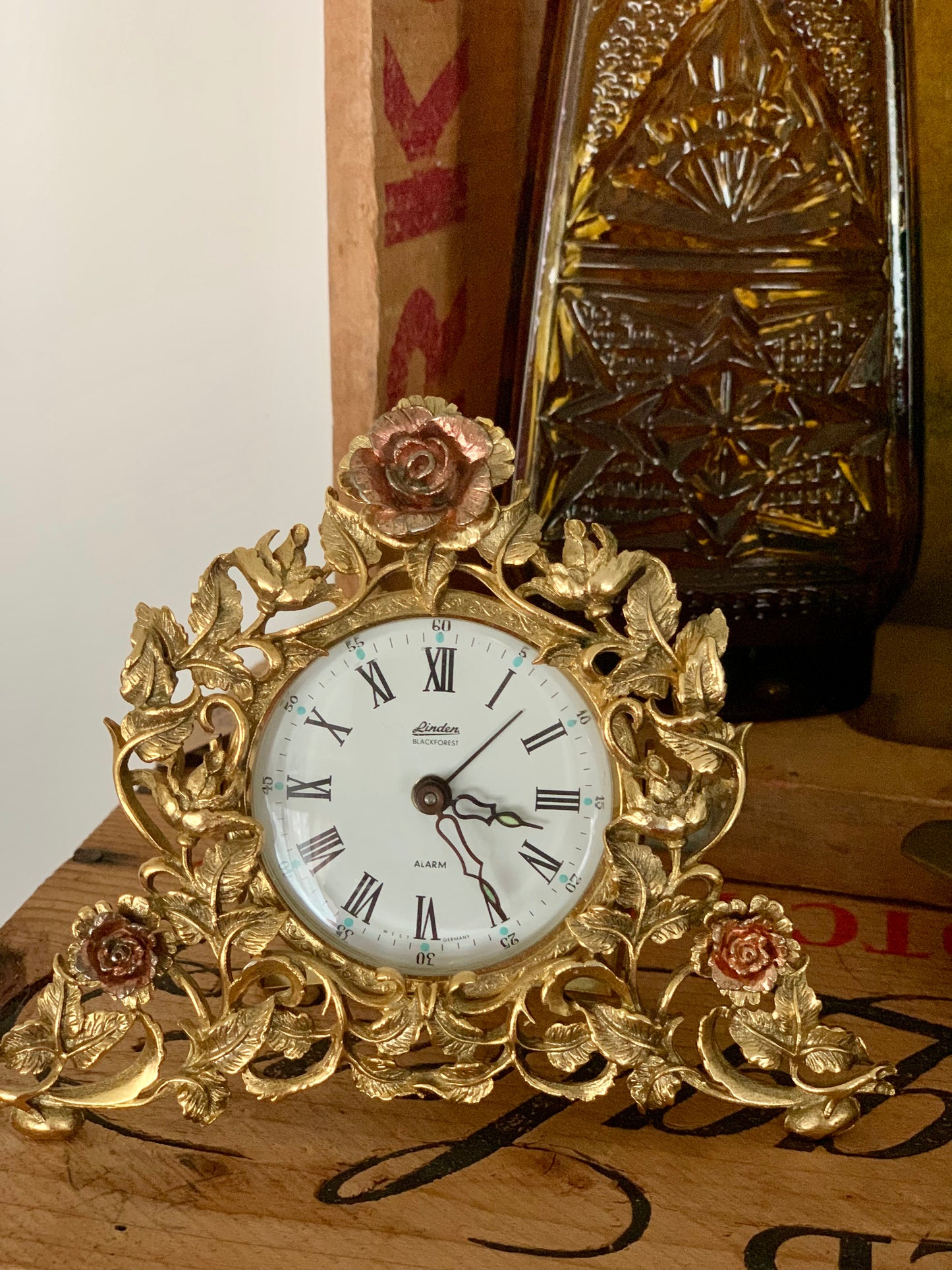 Linden Germany Black Forest alarm clock - gold tone with roses - untested