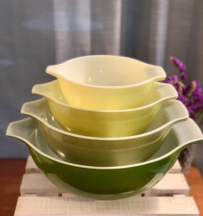 Pyrex Verde Cinderella FULL stack mixing bowls (OTTV 1768) 441, 442, 443, 444, excellent vintage condition