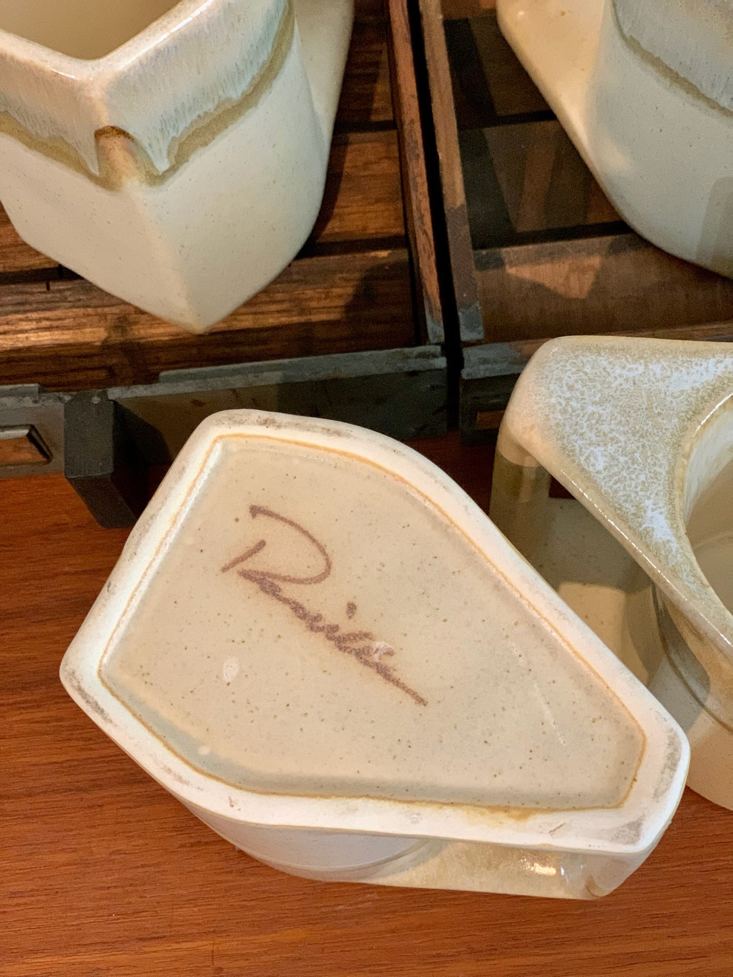 Padilla Stacking Pottery Mugs (OTTV 2925.10)