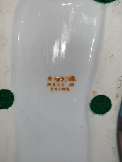 Porcelain reindeer statue with gold detail (OTTV 2924.9)