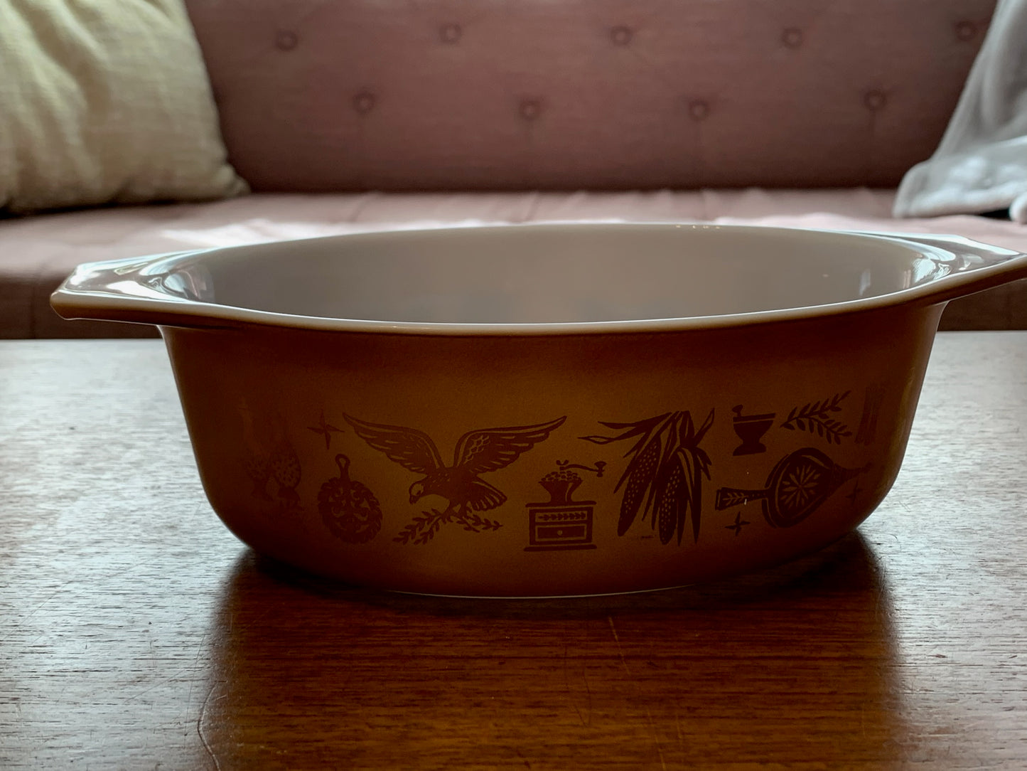 Pyrex Early American 043 Covered Oval baking Dish with 9143C lid from 1960's (2153)