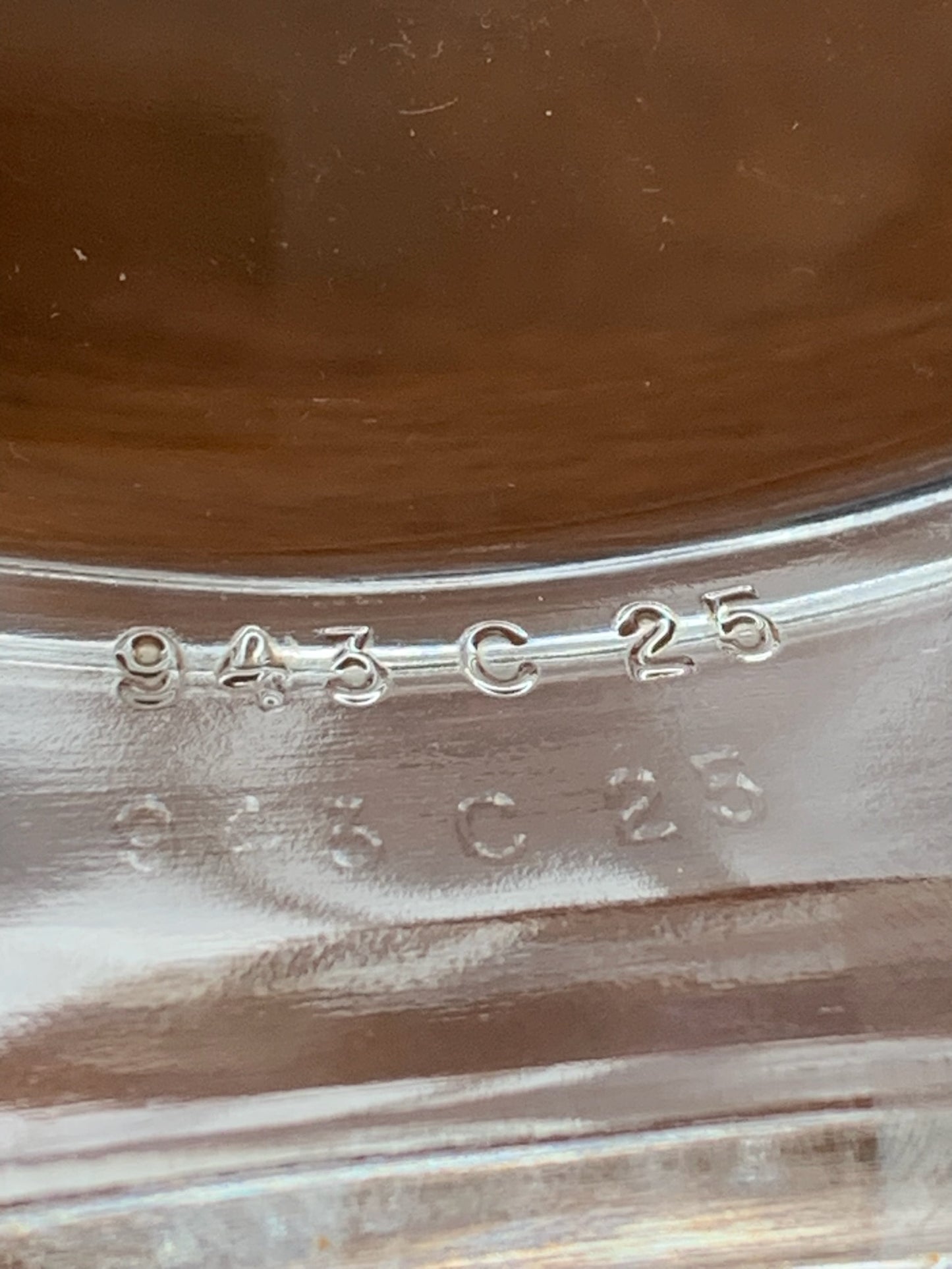 Pyrex Early American 043 Covered Oval baking Dish with 9143C lid from 1960's (2153)