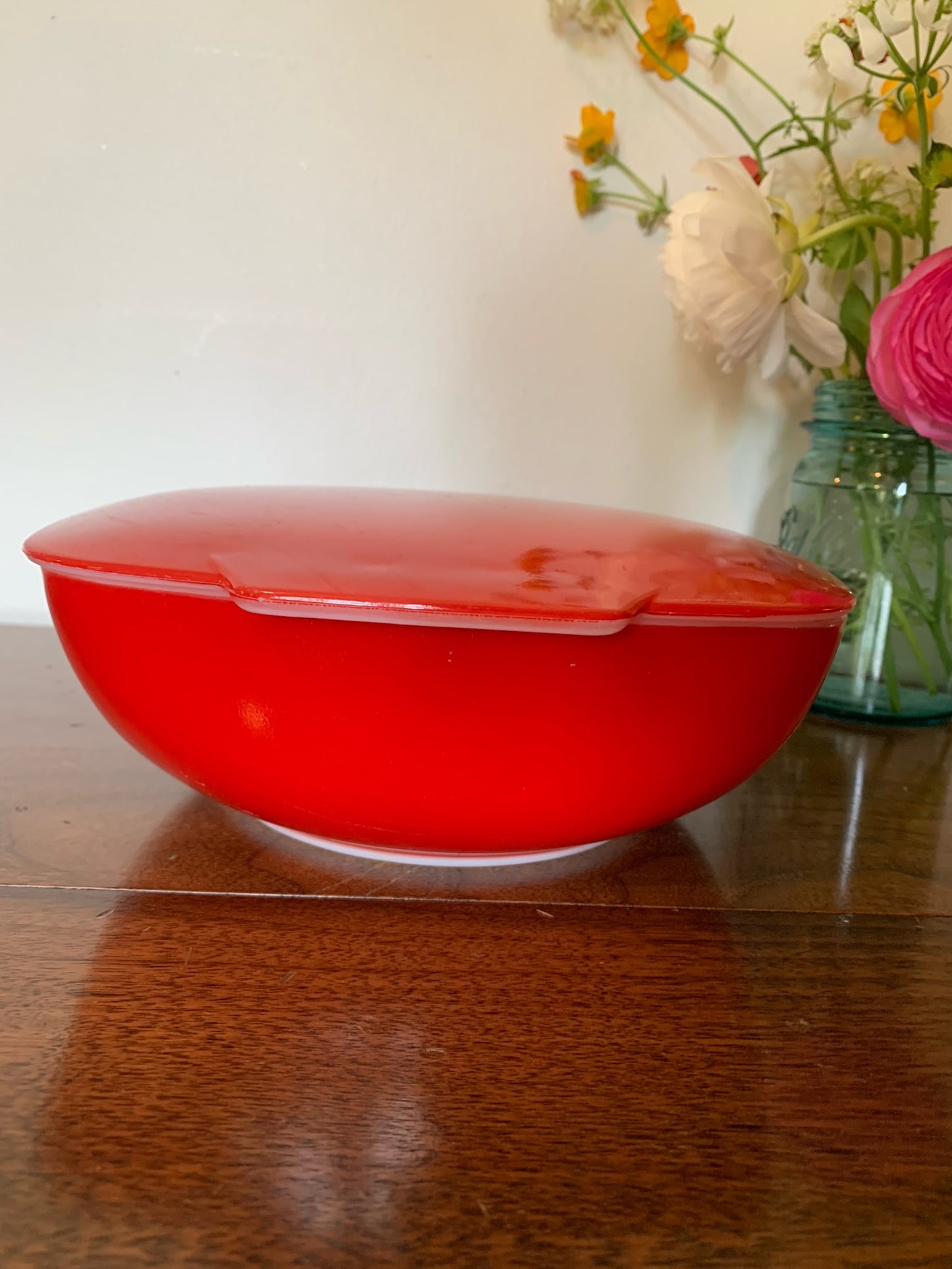 Pyrex Red hostess with Lid (Sunburst logo) (2245)
