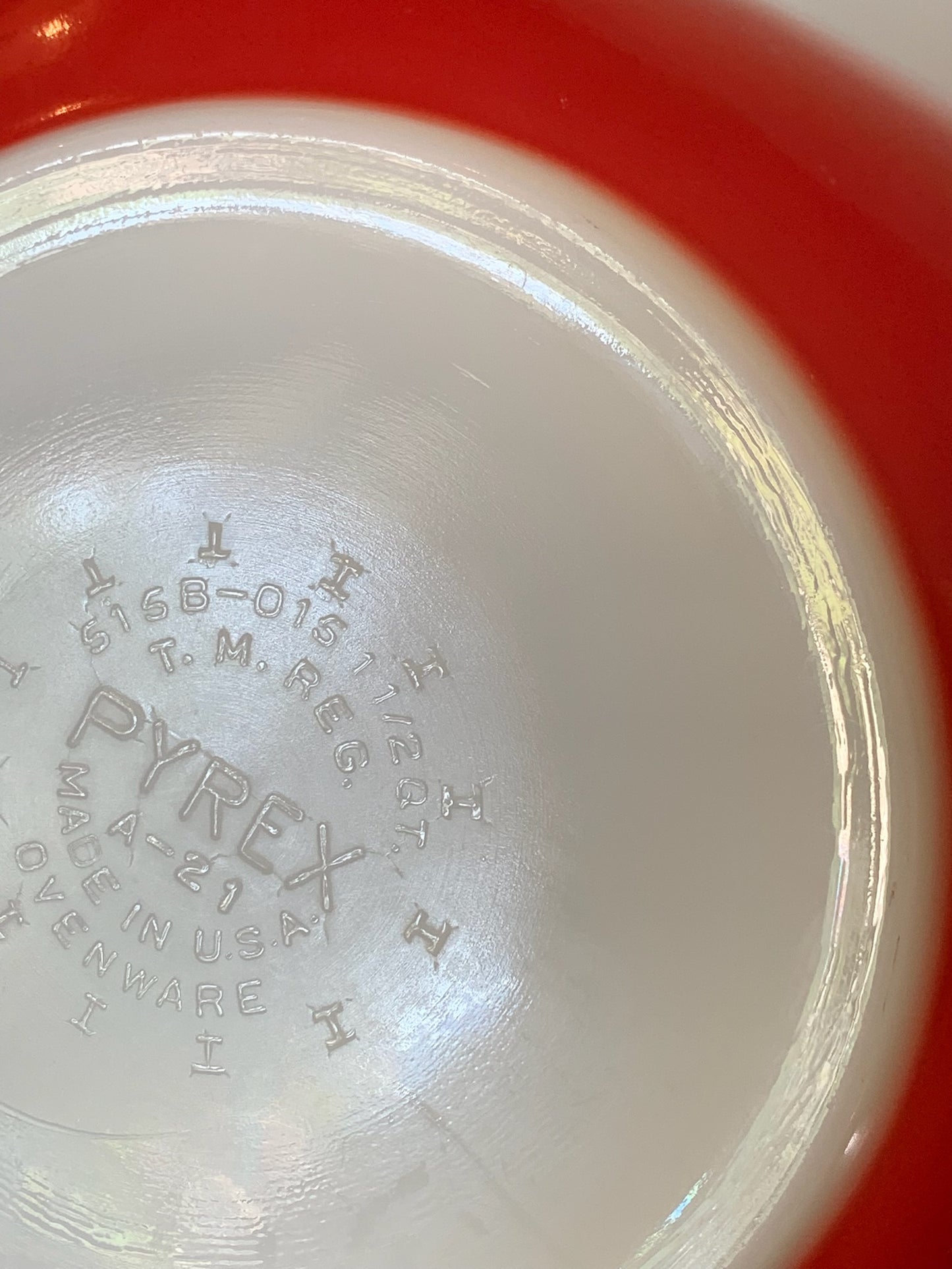 Pyrex Red hostess with Lid (Sunburst logo) (2245)