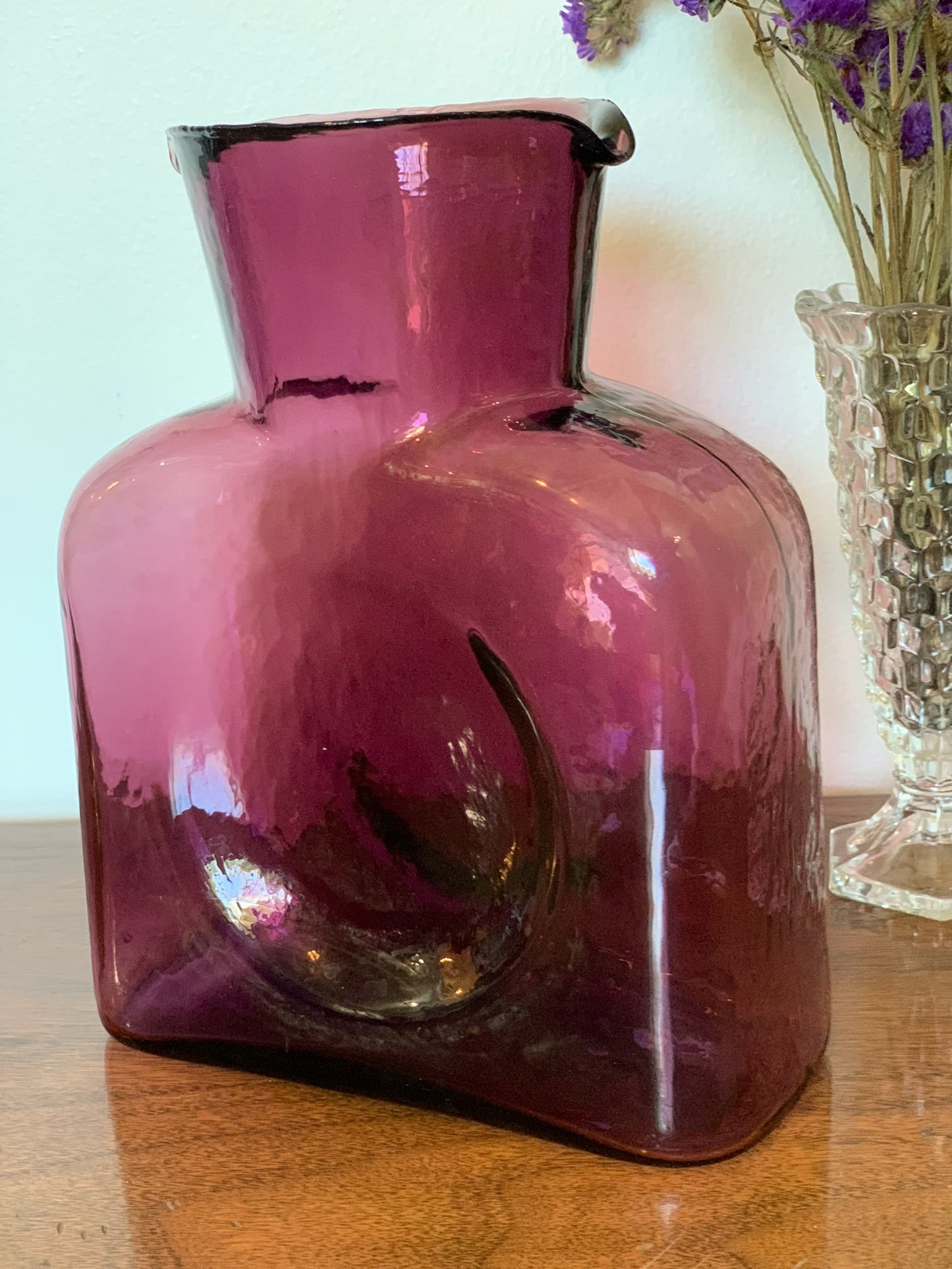 Amethyst Double Spout pitcher (OTTV 2833) GLOWS
