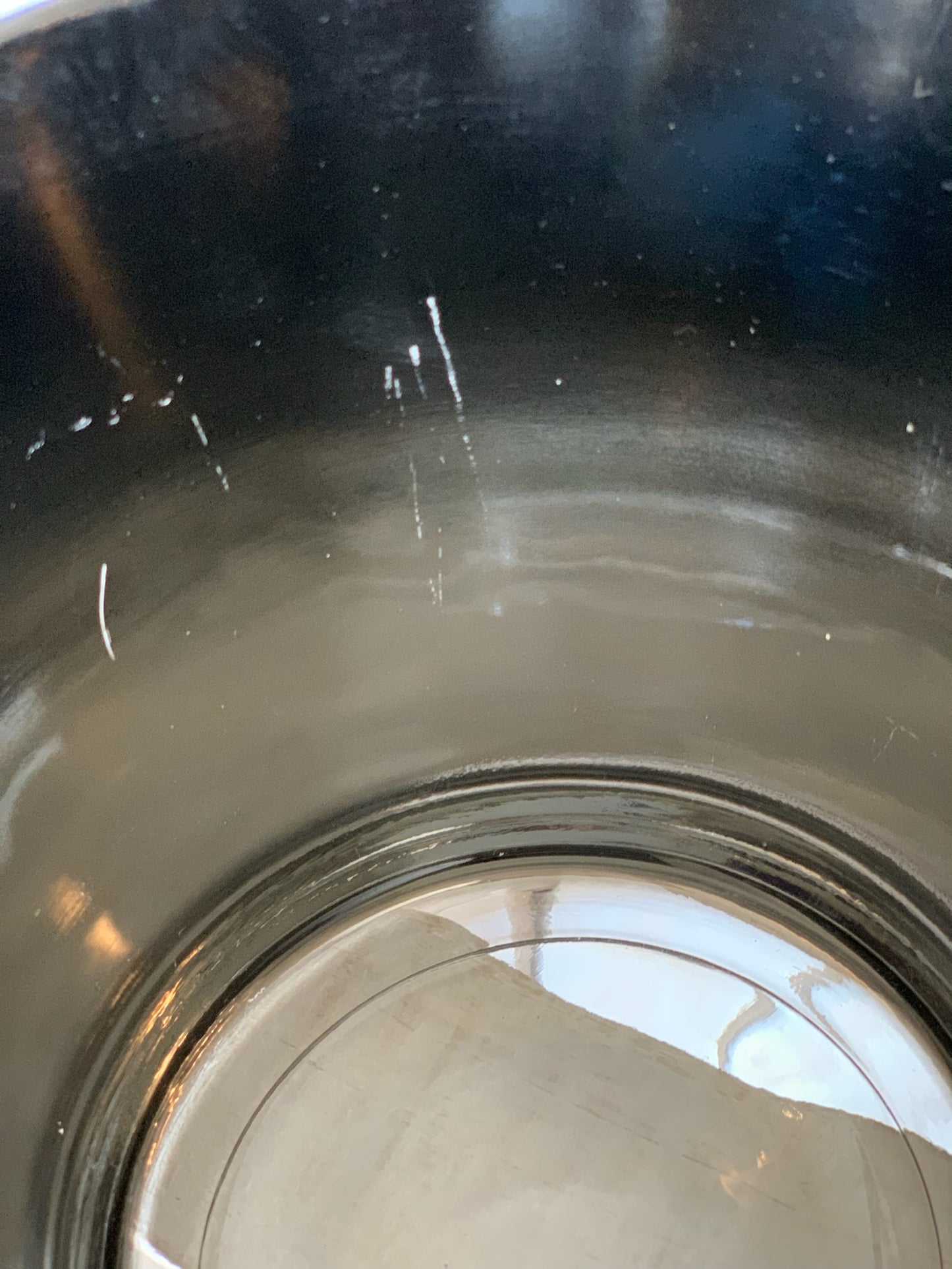Mercury Bar glasses and ice bucket (OTTV 2800.1) priced individually
