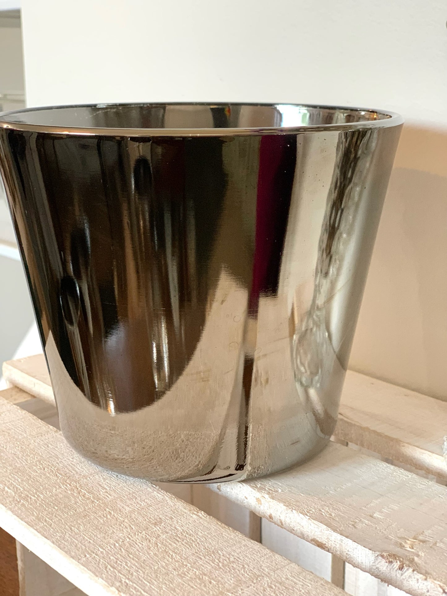Mercury Bar glasses and ice bucket (OTTV 2800.1) priced individually