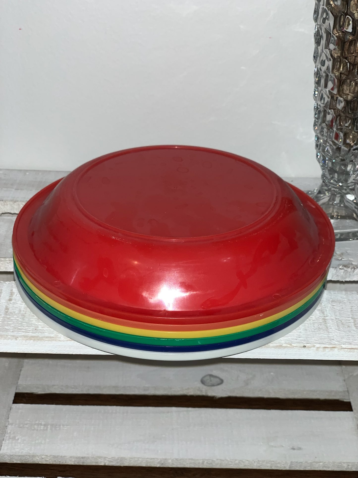 Rainbow plastic bowls (OTTV 2877) priced as a set of 6