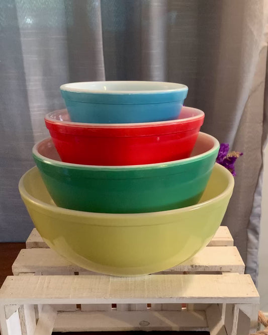 Pyrex Unnumbered Primary Color full stack mixing bowls (OTTV 1647) priced as a full stack 401, 402, 403, 404